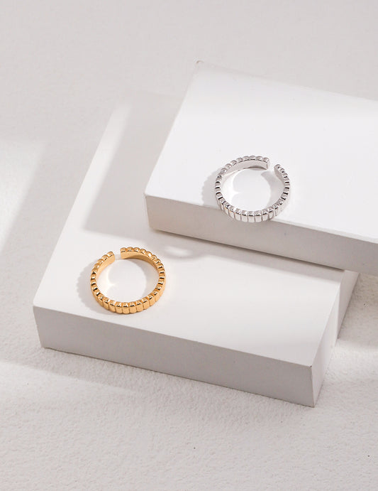 Silver 925 Plain Ring: Minimalist Design for Everyday Wear