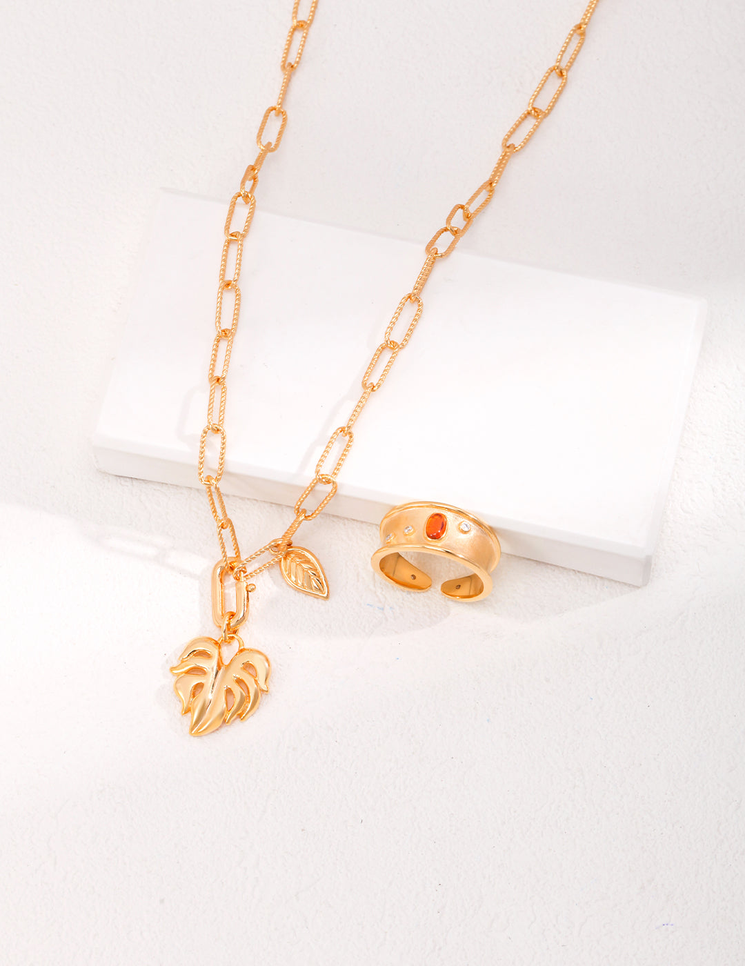 S925 Leaf Motif 2-Way Necklace, Vintage Gold, Detachable