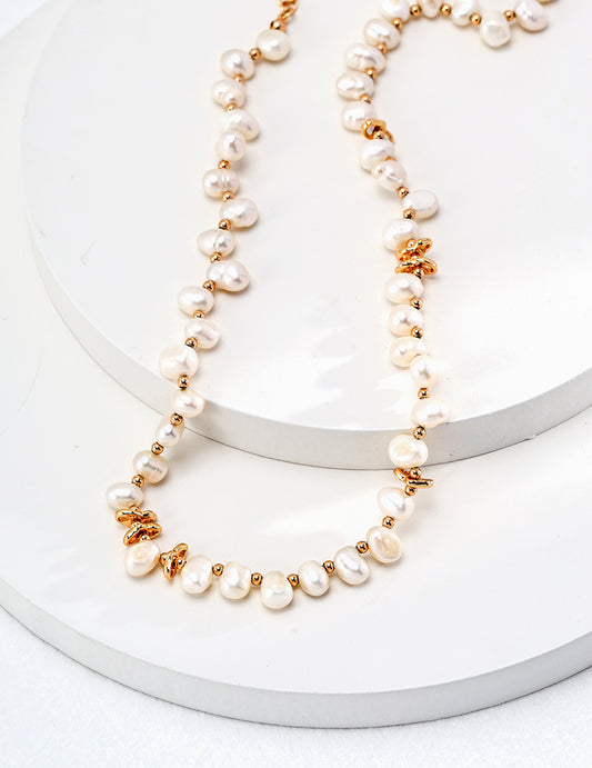 Sterling Silver 925 Freshwater Pearl Necklace: A timelessly captivating piece