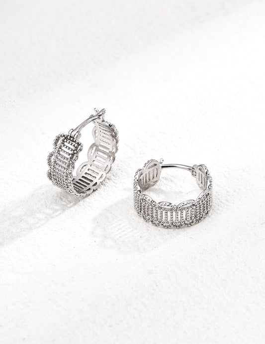 S925 ニュアンスデザイン ピアス 洗練されたモダンフォルム