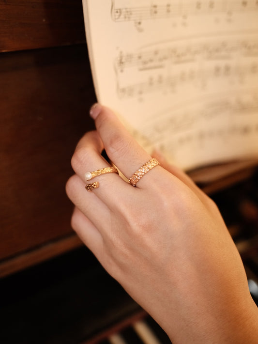 S925 Freshwater Pearl Hammered Open Ring, Nuance Design