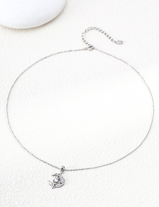 Silver 925 Zirconia Moon Necklace: Romantic Radiance Adorned with Moon Drops