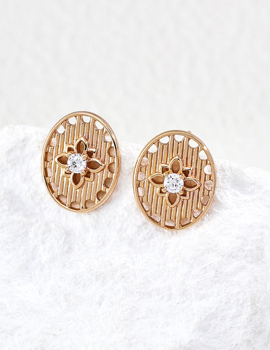 [Mukou] Delicate Openwork Design Zirconia Shimmering Earrings
