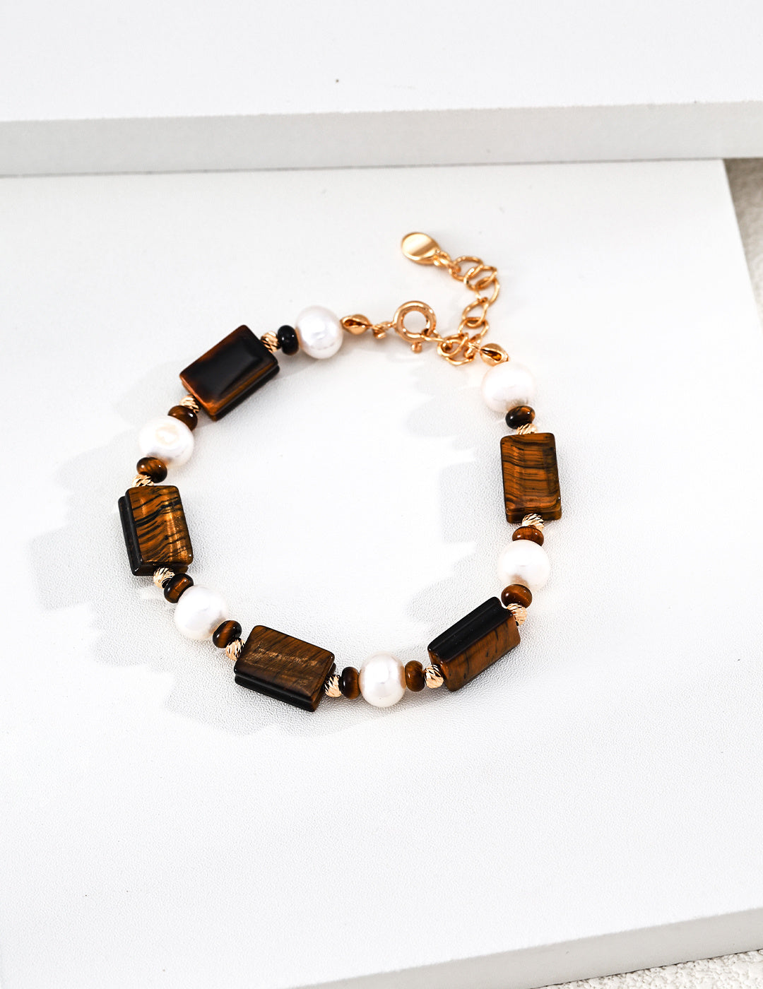 [Caramel] Tiger's Eye and Freshwater Pearl Classic Bracelet