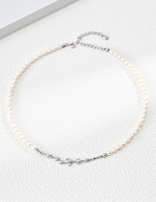 [Dreams of the Milky Way] Freshwater Pearl and Zirconia Brilliance Starlit Necklace