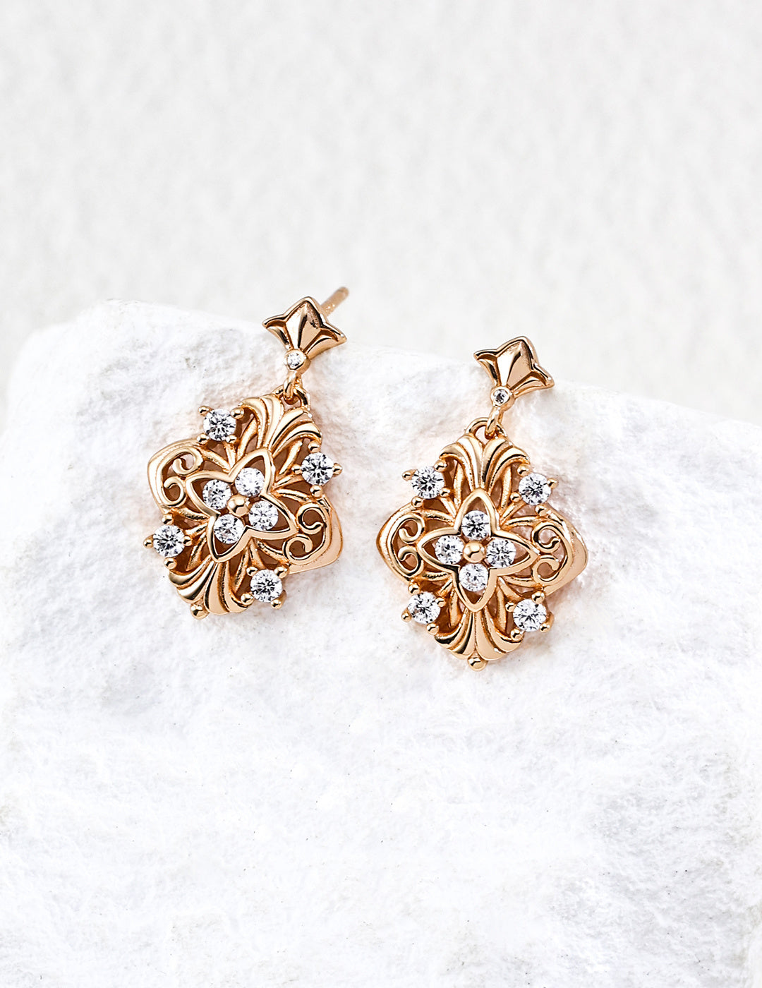 【四葉の彩り】宮廷風 ヴィンテージ ジルコニア ピアス S925