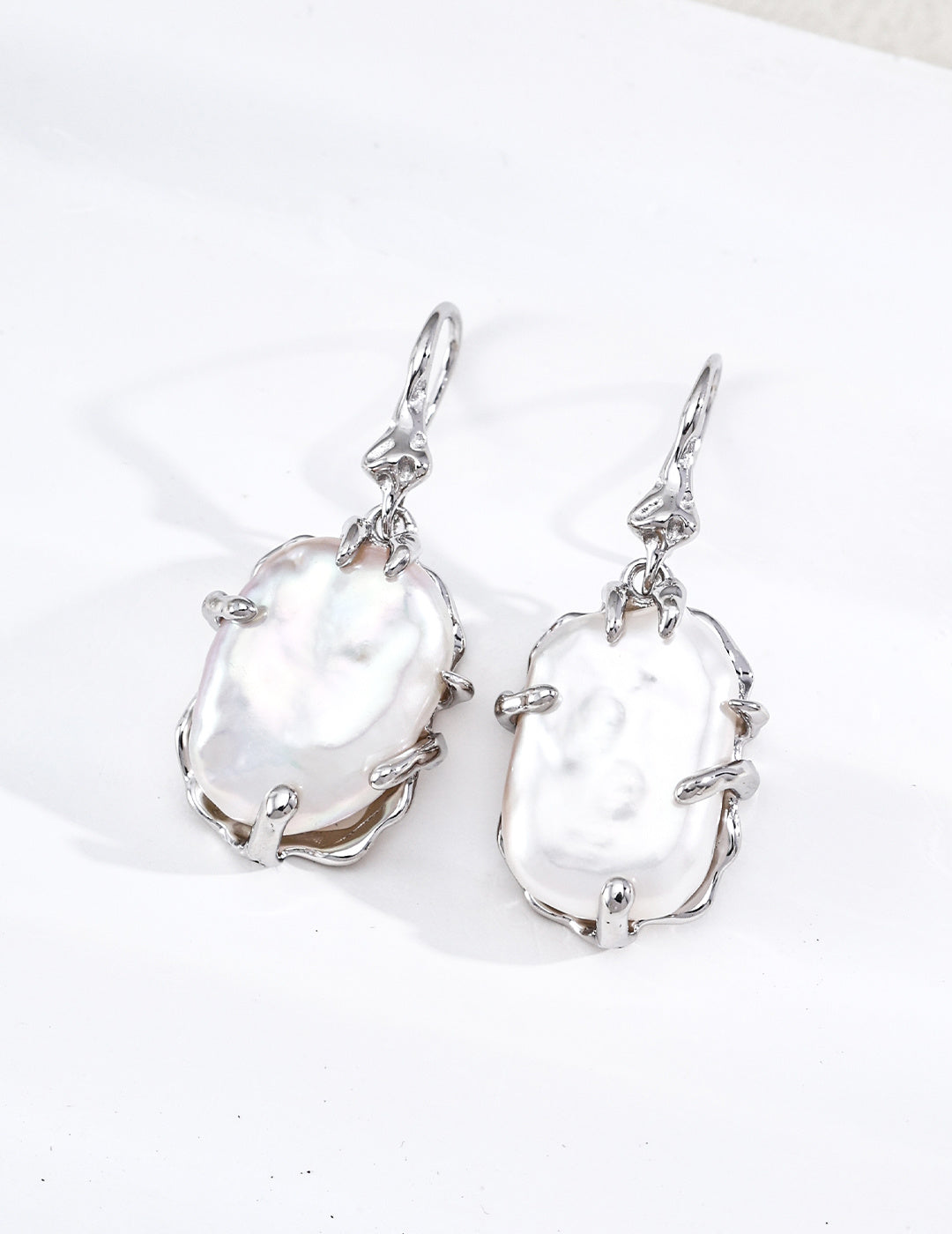 【招福】淡水バロックパール×流体メタル ピアス S925