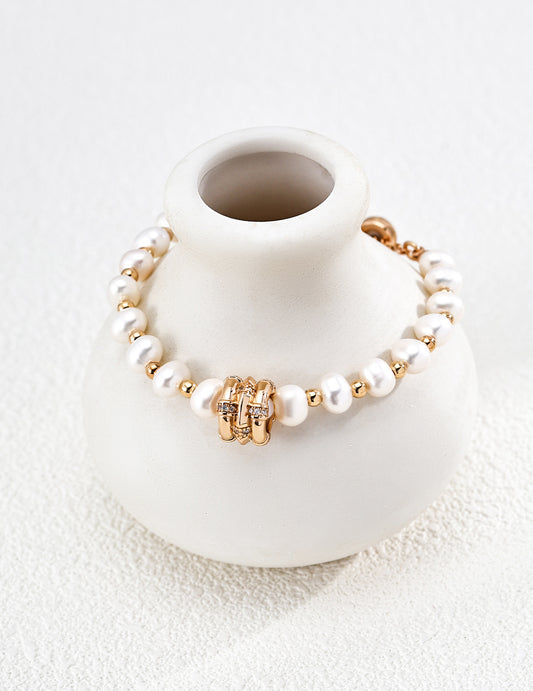 Lucky Star Wheel Motif Freshwater Pearl and Cubic Zirconia Gold Bracelet