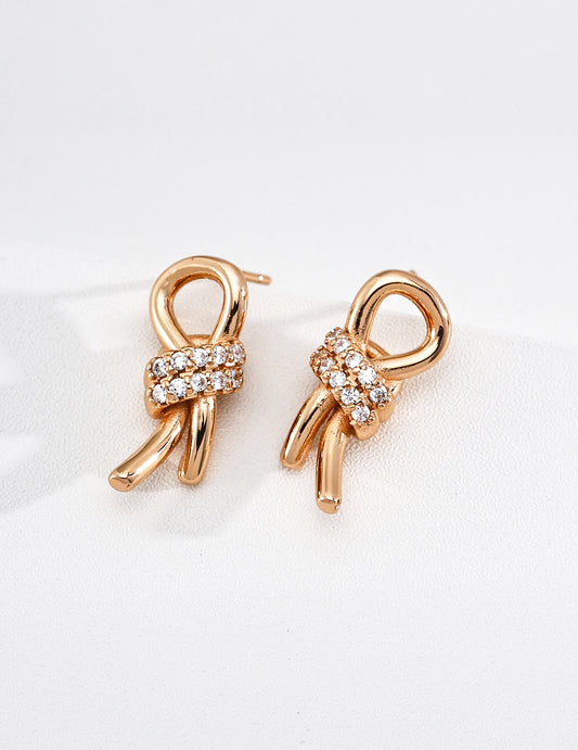 Silver 925 zirconia knot earrings with an elegant knot design