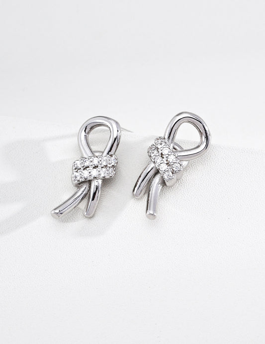 Silver 925 zirconia knot earrings with an elegant knot design
