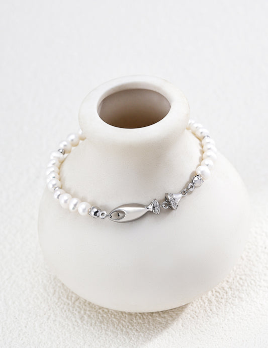 Freshwater Pearl and Zirconia Fish Motif Bracelet for Good Luck