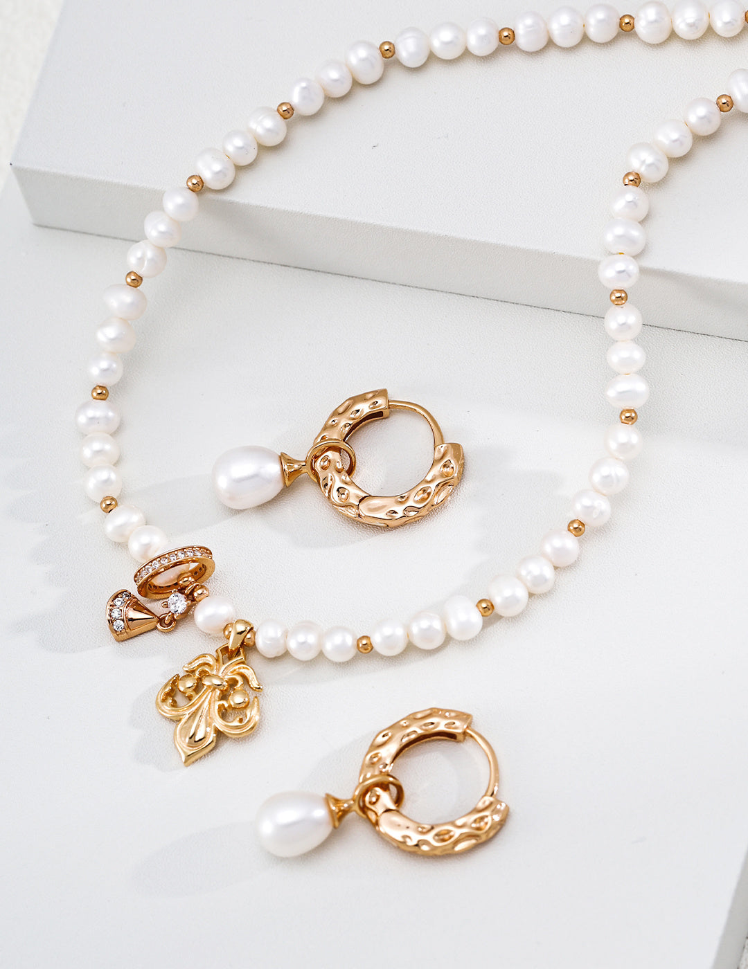 S925 ジルコニア×淡水パール デザインネックレス 上品