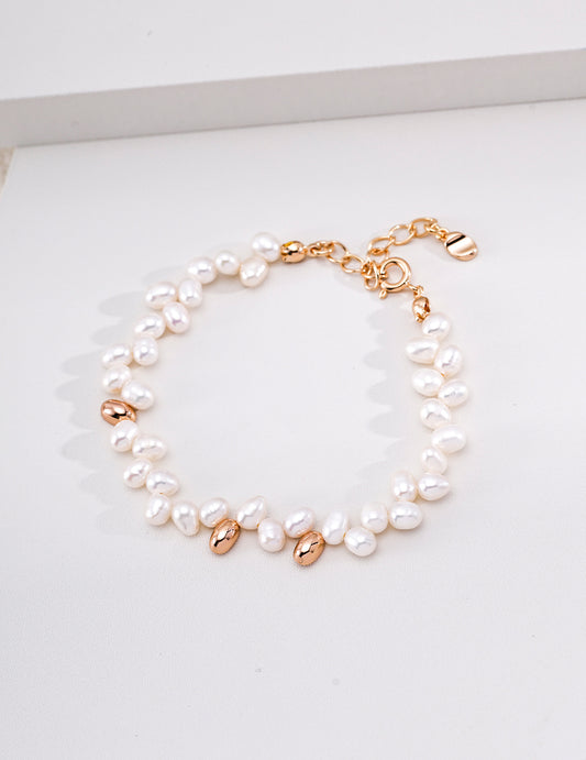 S925 Freshwater Pearl Bracelet: Simple, yet strikingly beautiful