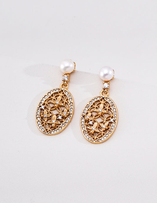 Vintage-style Earrings with Elegant Openwork Floral Windows and Freshwater Pearls