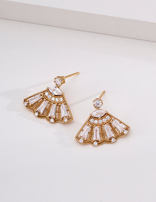 Zirconia Fan Motif Vintage Design Pierced Earrings E01495