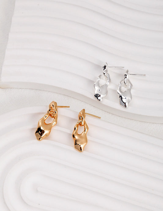 【S925】Nuance Line Earrings Featuring the Powerful, Sculptural Beauty of Lava