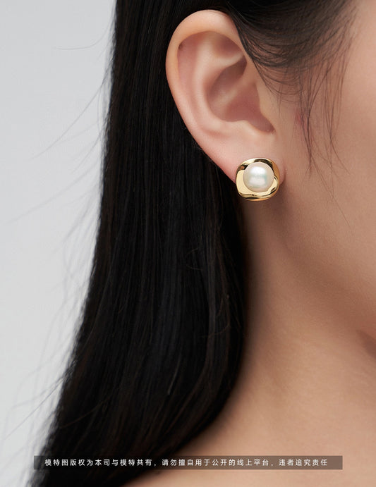 S925 Freshwater Pearl Earrings - Simple, Elegant, Sophisticated