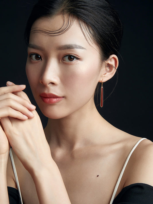 French Chic Red Enamel Nuance Line Earrings