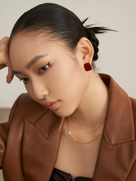 S925 Enamel Stud Earrings: Modern Design to Adorn Your Celebrations