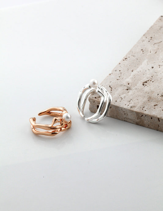 Sterling Silver 925 Freshwater Pearl Fluid Nuance Form Ring