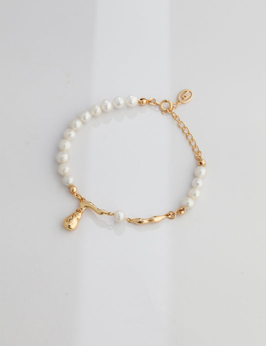 Silver 925 Freshwater Baroque Pearl Fluid Design Bracelet