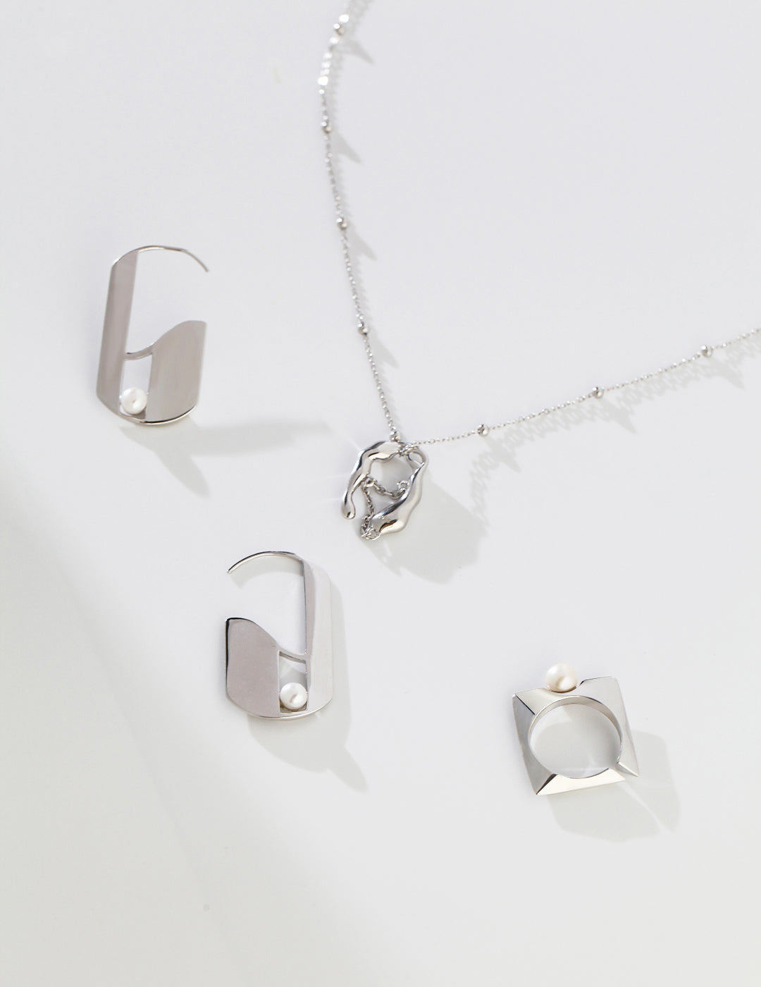 シルバー925 淡水パール ドロップ ニュアンス デザイン ピアス