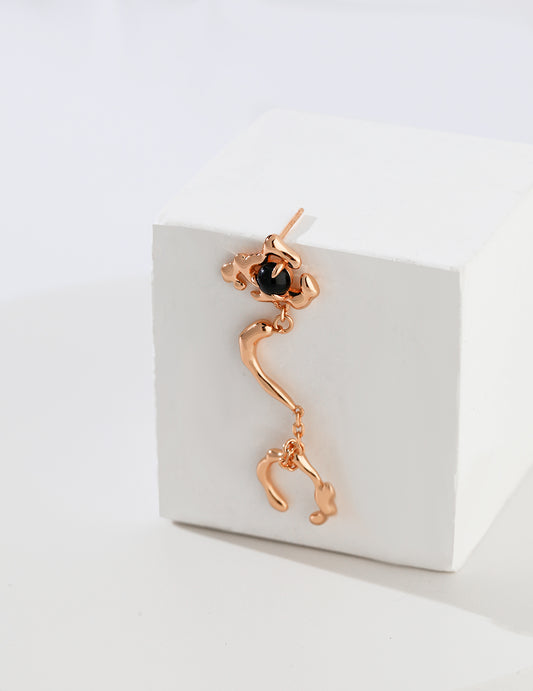 Silver 925 Black Onyx Fluid Design Ear Cuff for One Ear