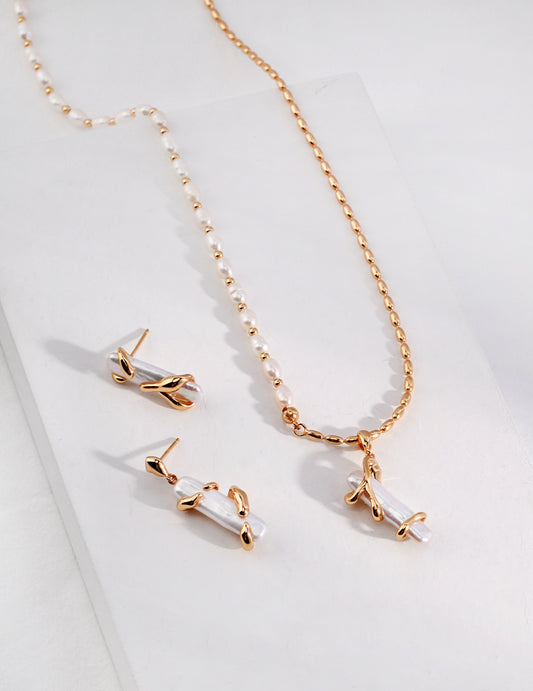 Freshwater Pearl Baroque Sterling Silver Streamlined Necklace Unique