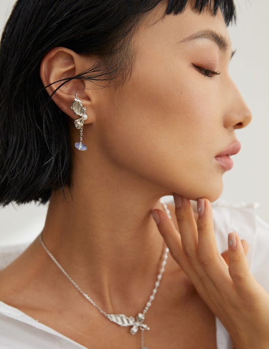 S925 Dancing Butterfly Asymmetrical Freshwater Pearl Earrings Gold Plated YE0005