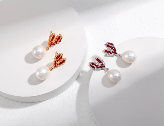 S925 Enamel Heart Freshwater Pearl Baroque Design Earrings