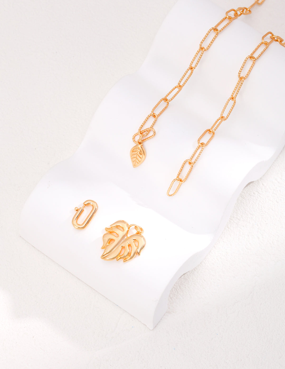 S925 Leaf Motif 2-Way Necklace, Vintage Gold, Detachable
