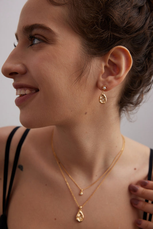 S925 Lava Texture Freshwater Pearl x Zirconia Drop Earrings