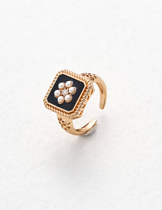 Sterling Silver 925 Shell Pearl & Zirconia Ring - Elegant Design