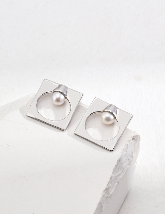 Sterling Silver 925 Freshwater Pearl Earrings: Sophisticated everyday jewelry for adults