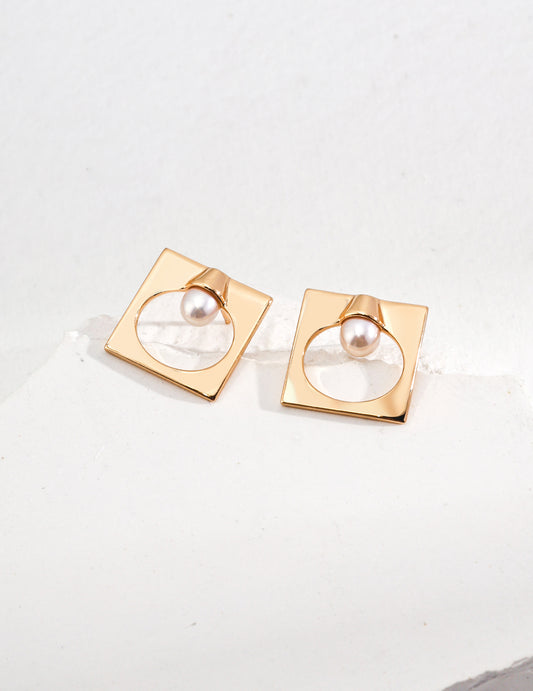 Sterling Silver 925 Freshwater Pearl Earrings: Sophisticated everyday jewelry for adults
