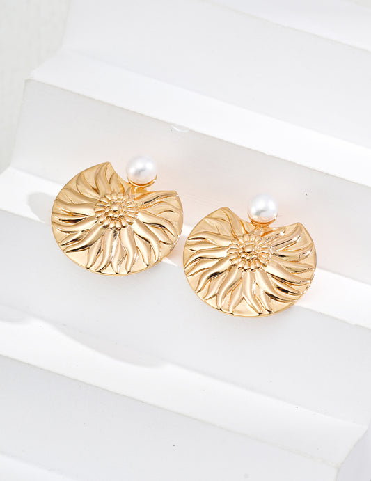 S925 Freshwater Pearl Sun Motif Flower Earrings Gold Plated E01156-2