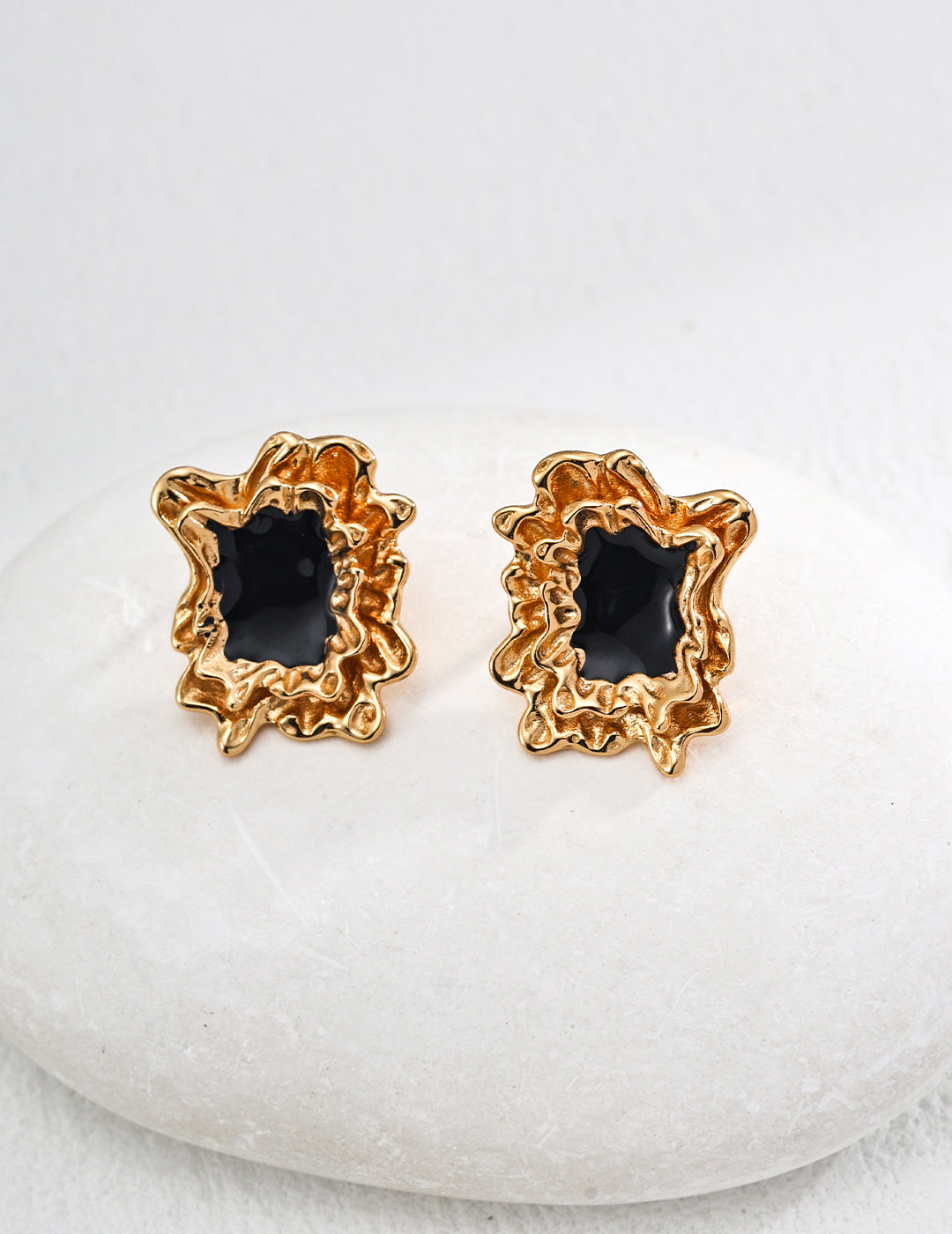 S925 ブラック エナメル加工 シンプルピアス ゴールド