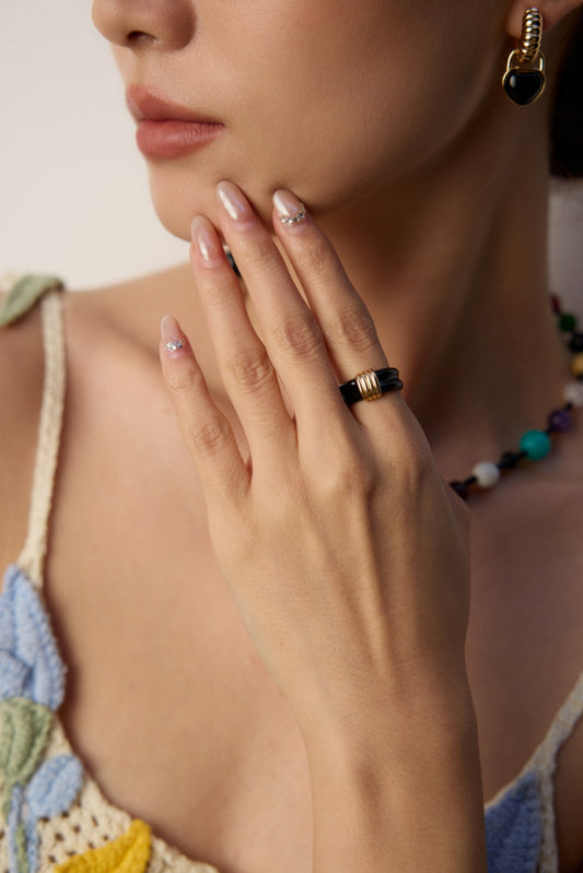 S925 Silver Black Enamel Vintage-Style Ring