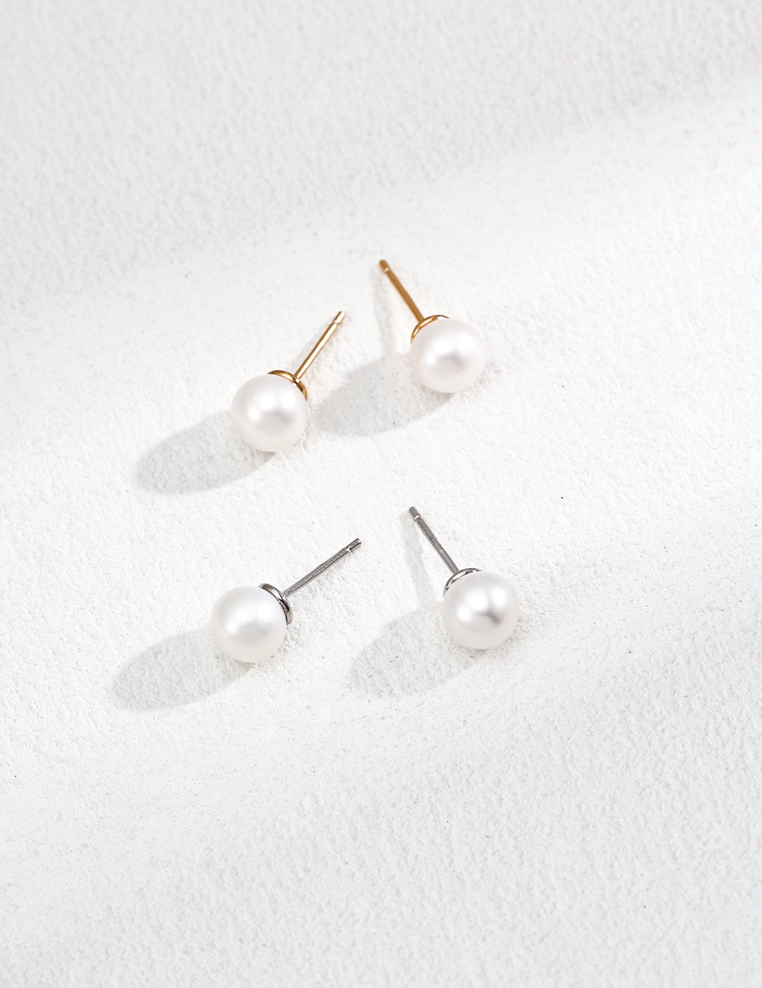 10mm 大粒淡水パール 上品 ラウンドピアス 全2色