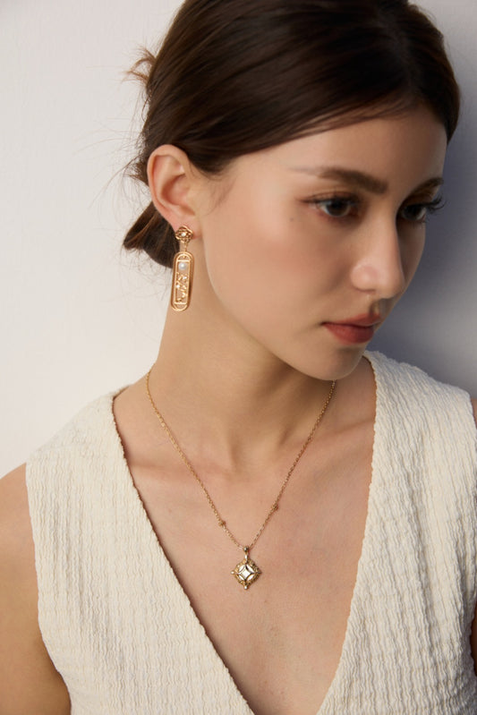 S925 Mother of Pearl x Zirconia Vintage Necklace