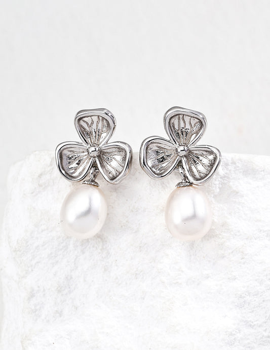S925 Clover Freshwater Pearl Simple Elegant Earrings