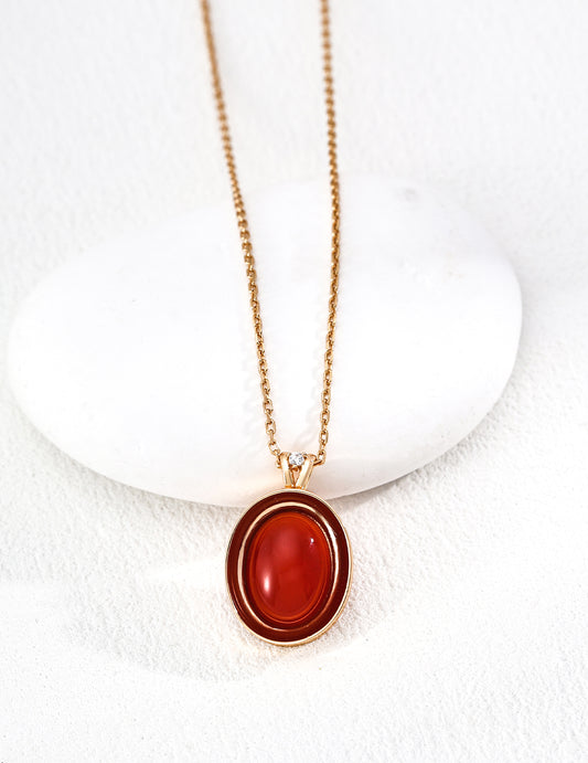 Silver 925 Agate Necklace: A sophisticated design showcasing minimalist structural beauty