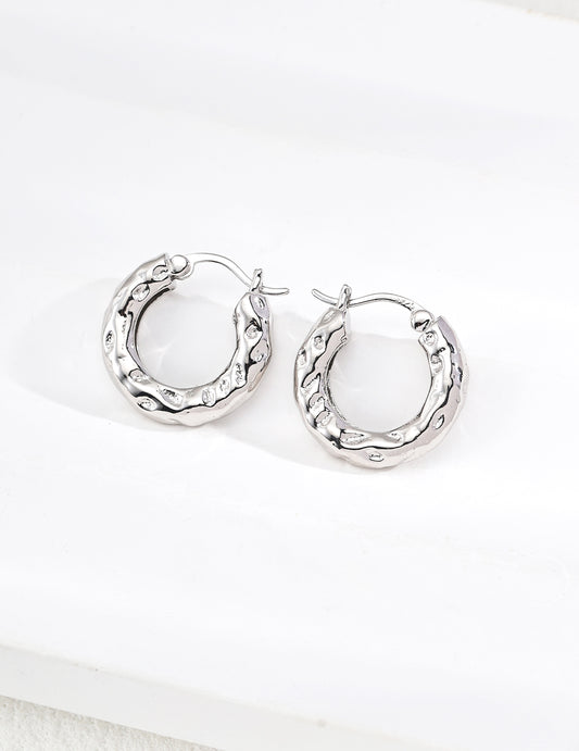 S925 Nuance Texture Earrings: Simple and refined silver texture