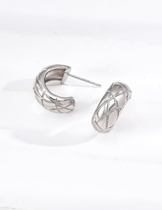 Silver 925 Quilted Pattern Earrings - Classic x Modern
