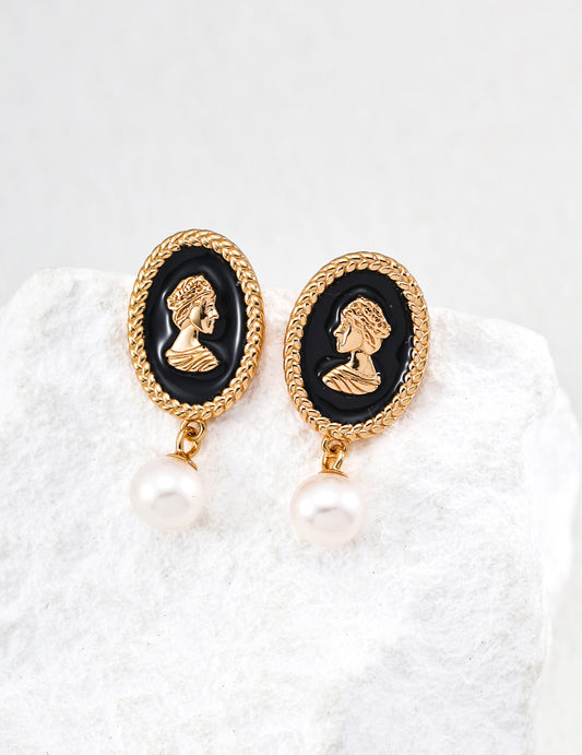 Black enamel x freshwater pearl vintage-style elegant earrings