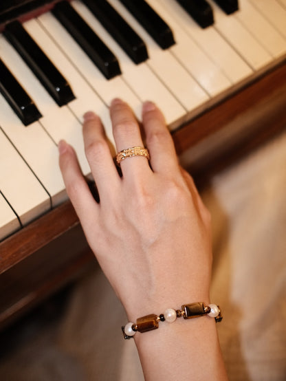 [Caramel] Tiger's Eye and Freshwater Pearl Classic Bracelet