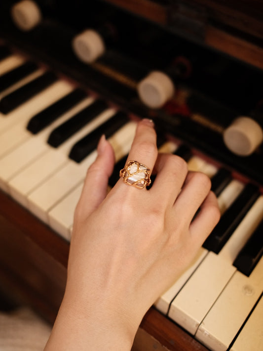S925 Freshwater Pearl & Cubic Zirconia Elegant Design Ring, 2 Colors