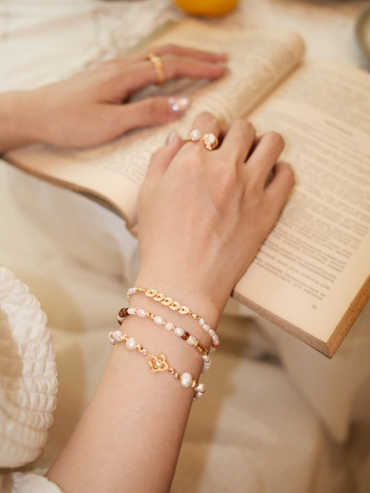 Silver 925 Freshwater Pearl and Zirconia Glamorous Bracelet