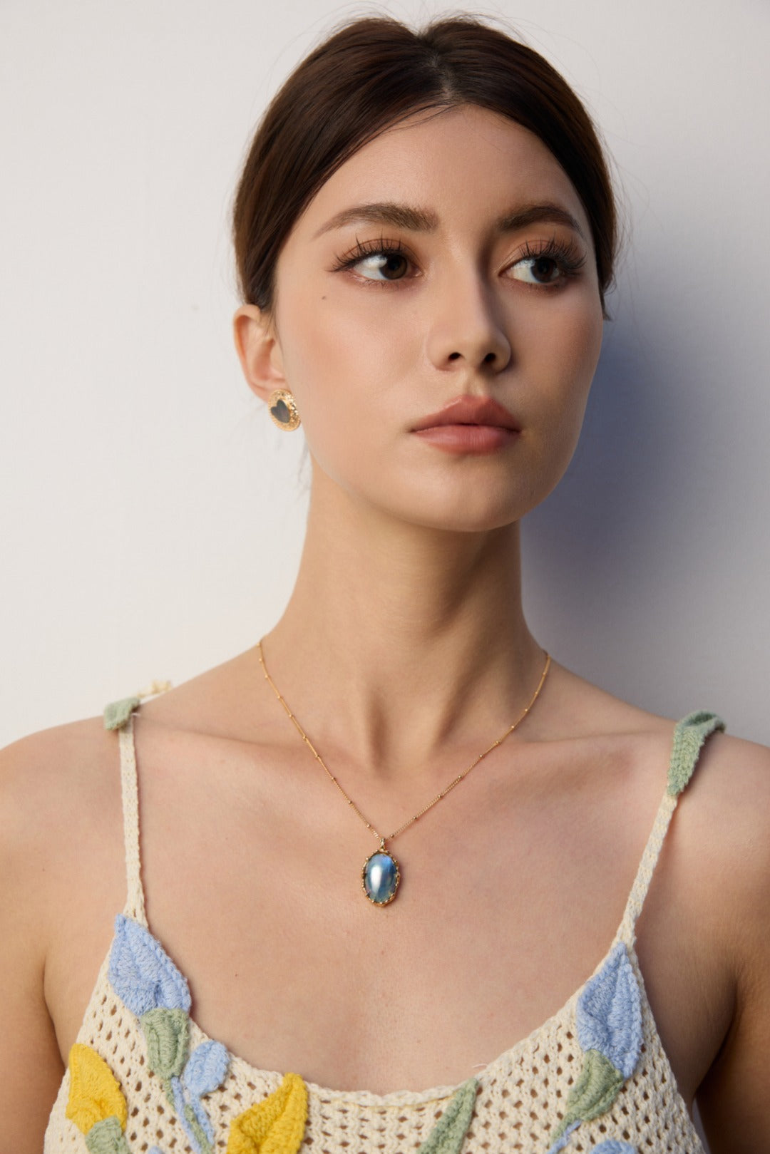 シルバーホースシェルネックレス D0531
