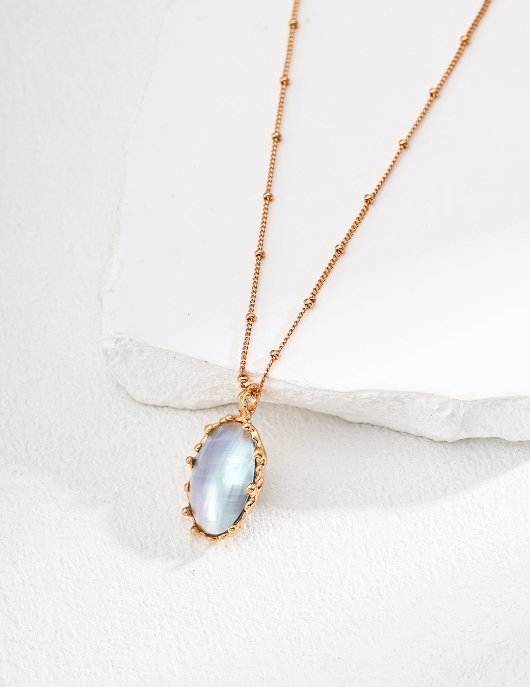 シルバーホースシェルネックレス D0531